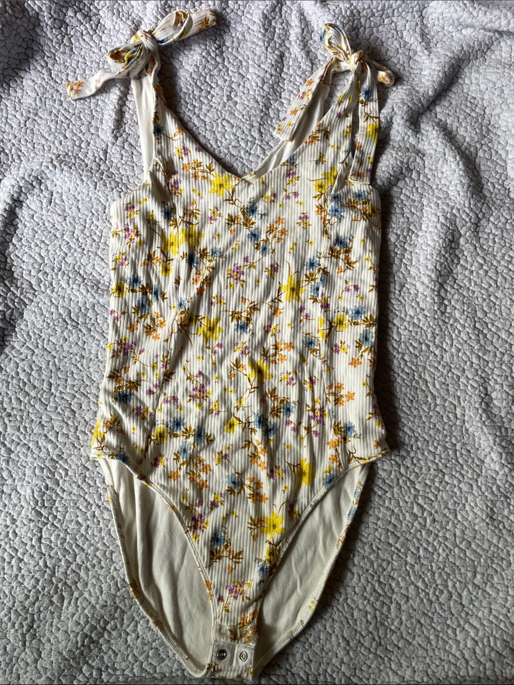 Old Navy Cream Floral Ribbed Tie-Shoulder Bodysuit